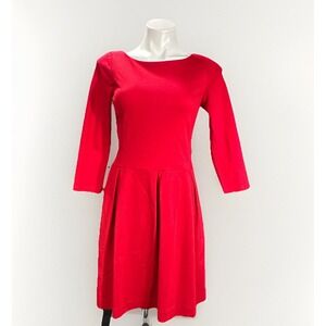 Banana Republic Size 4 Red Knit Fit-and-Flare‎ Dress 3/4 Sleeve Zip Closure